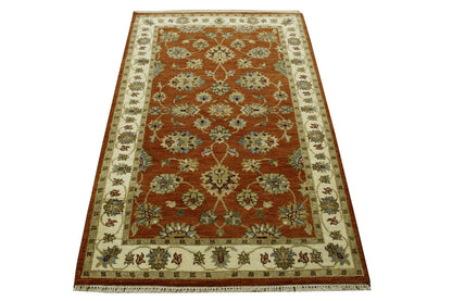 Oushak Agra Chobi rug border detail