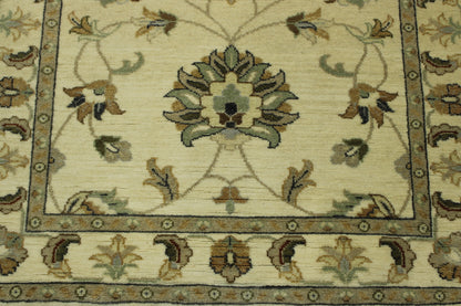 Oushak Indo Ziegler rug border detail