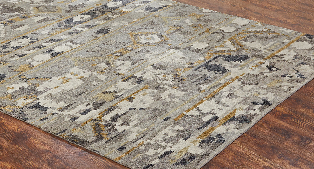 Transitional wool rug in gray and black, detail view