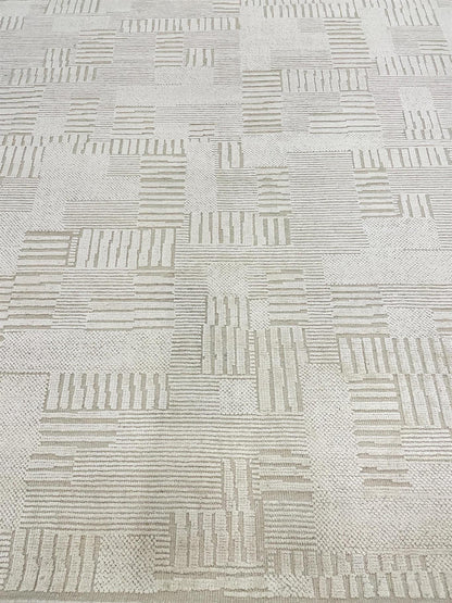 Art Collection Silk Pile, Wool Foundation White/White Handknotted Rug 6'00" X 8'11" -Art78956