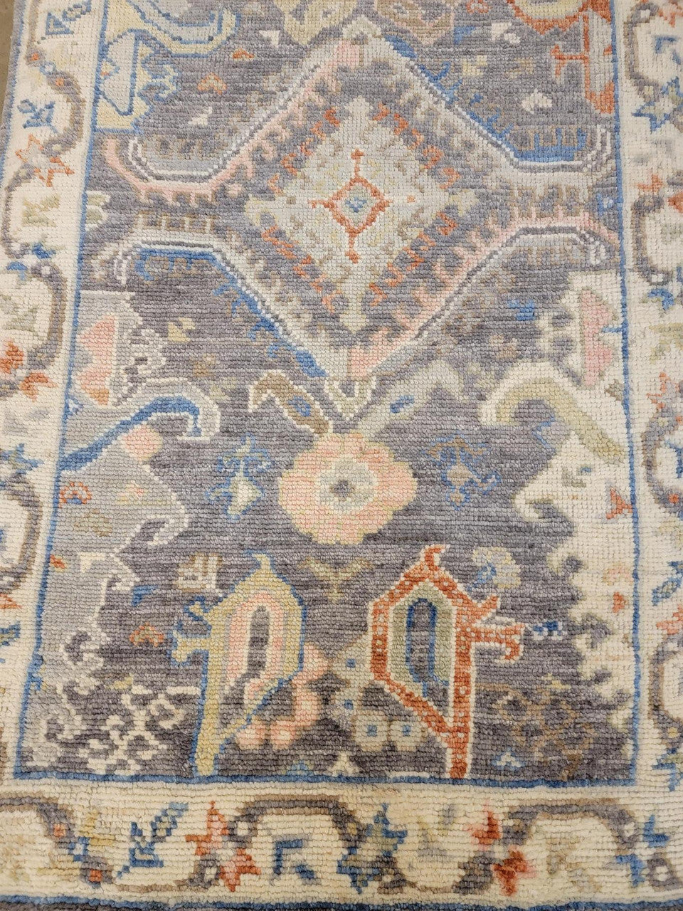 Anatolian Collection  Handknotted Rug 3'03" X 5'00" -Art80332