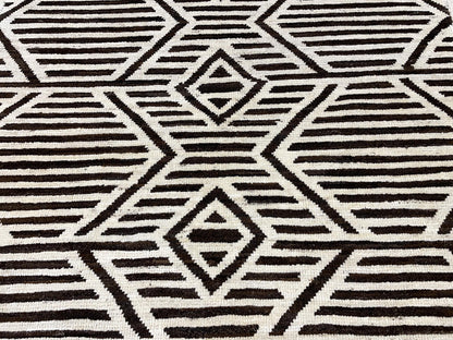 Tribal Moroccan Design Wool Hand Knotted Rug 4'11''x8'00''  - AR63487