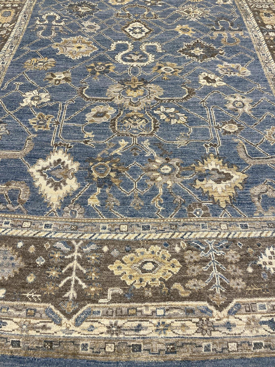 Anatolian Collection  Handknotted Rug 9'11" X 13'11" -Art79900