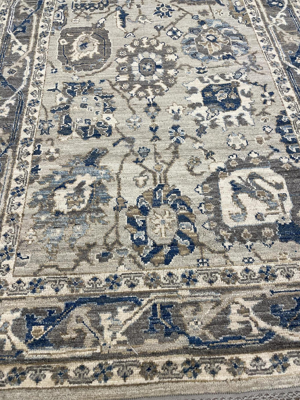 Grey 6'2" x 9'2" Oushak Anatolian Hand knotted Wool Rug - Sku: ART79970