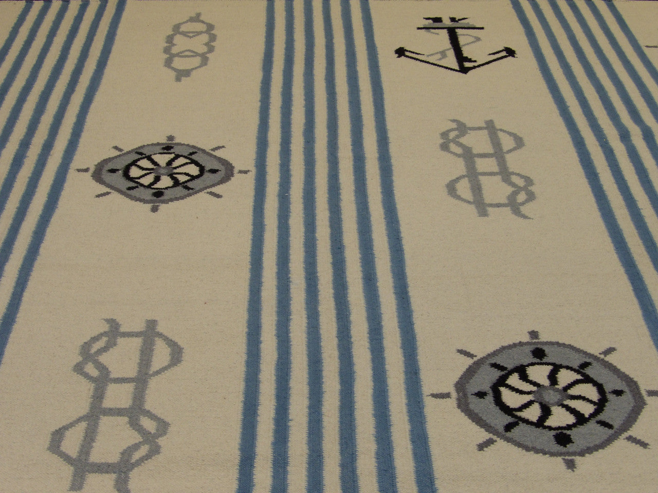 Back of Coastal Flat Weave Indoor/Outdoor Beach hand-knotted rug