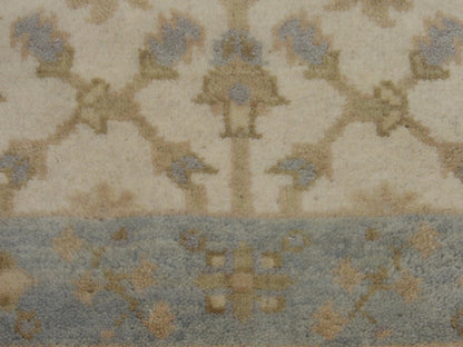 Oushak runner border detail