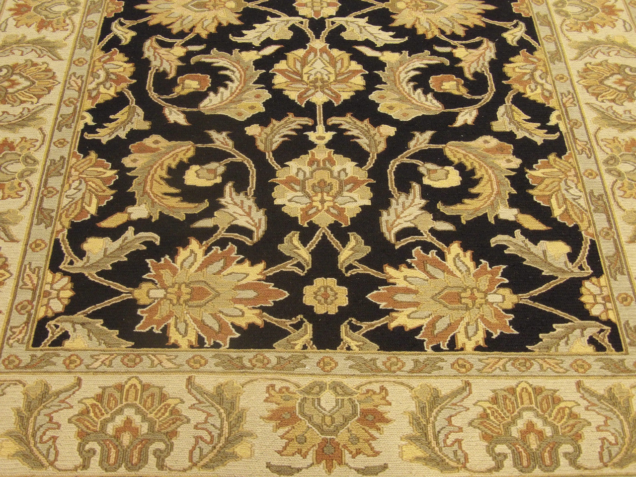 Kashan rug border detail