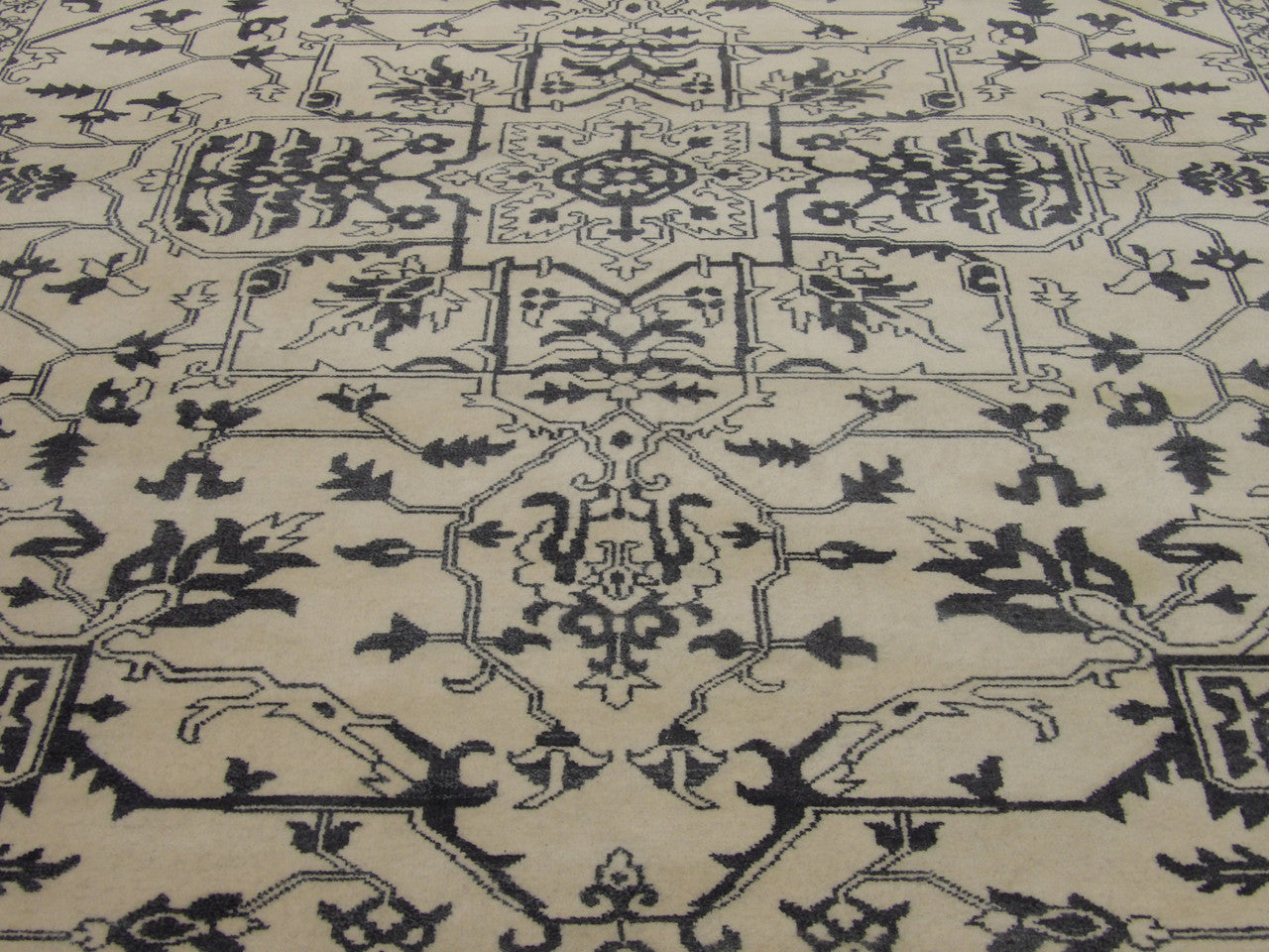 Back of Heriz Oushak Natural Dye hand-knotted rug