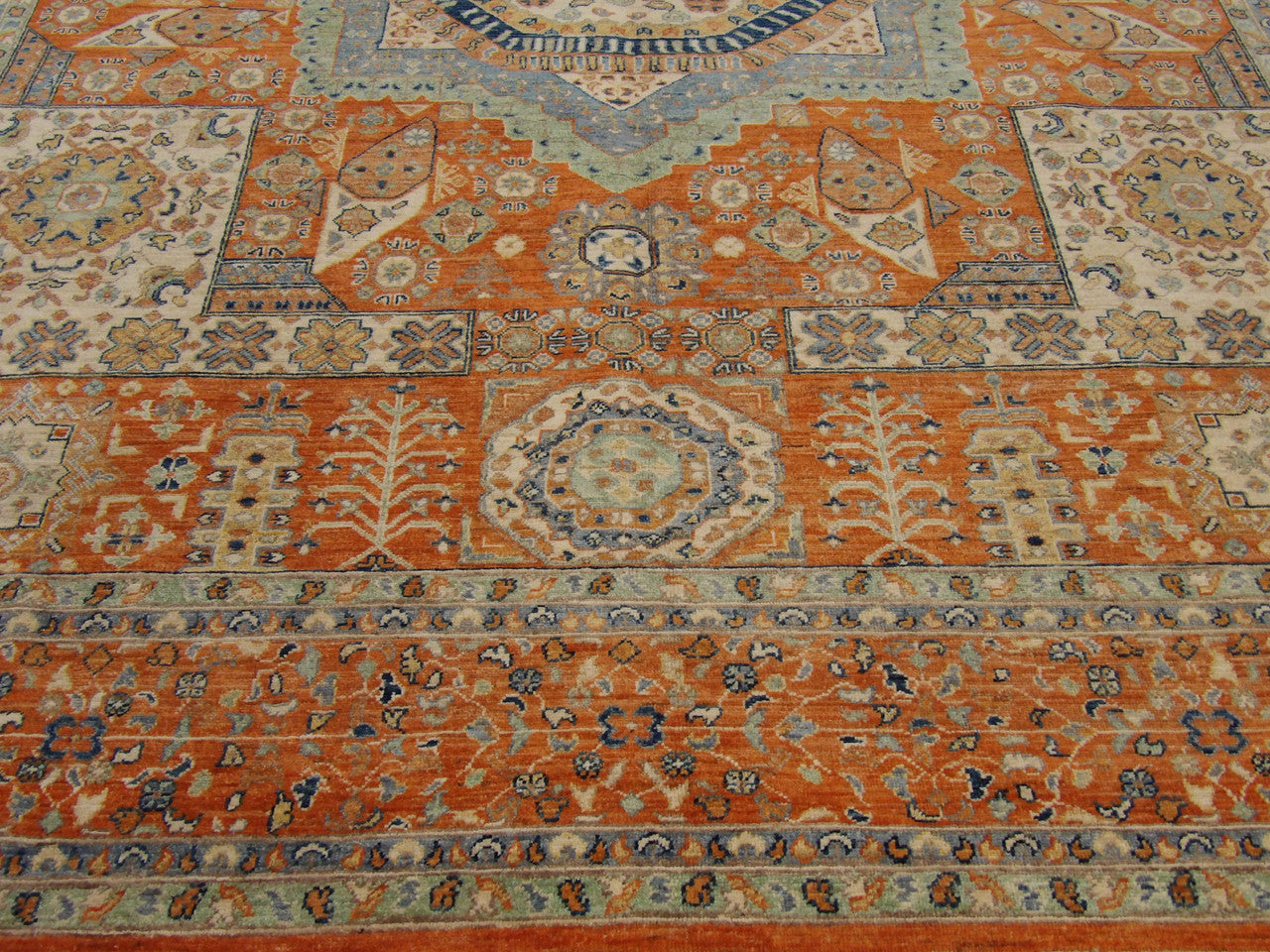 Mamluk Oushak Natural Dye rug border detail