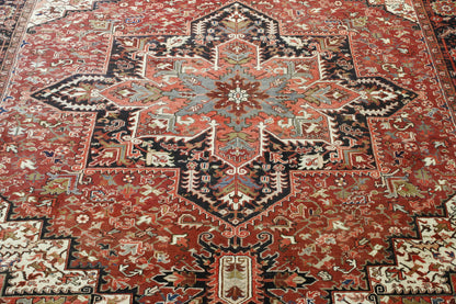 Tribal Antique Sherapi Con Holmes rug border detail