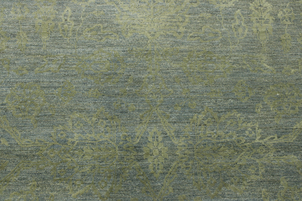 Oushak Bamiyan Chobi rug corner detail