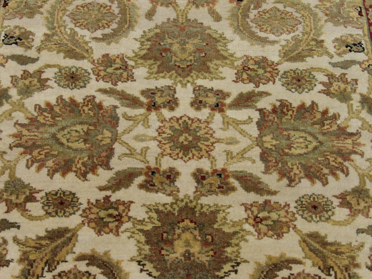 Back of Jaipur Kashan hand-knotted rug