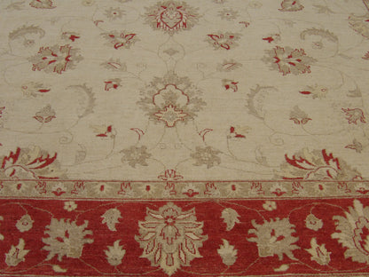 Oushak Chobi Natural Dye rug border detail