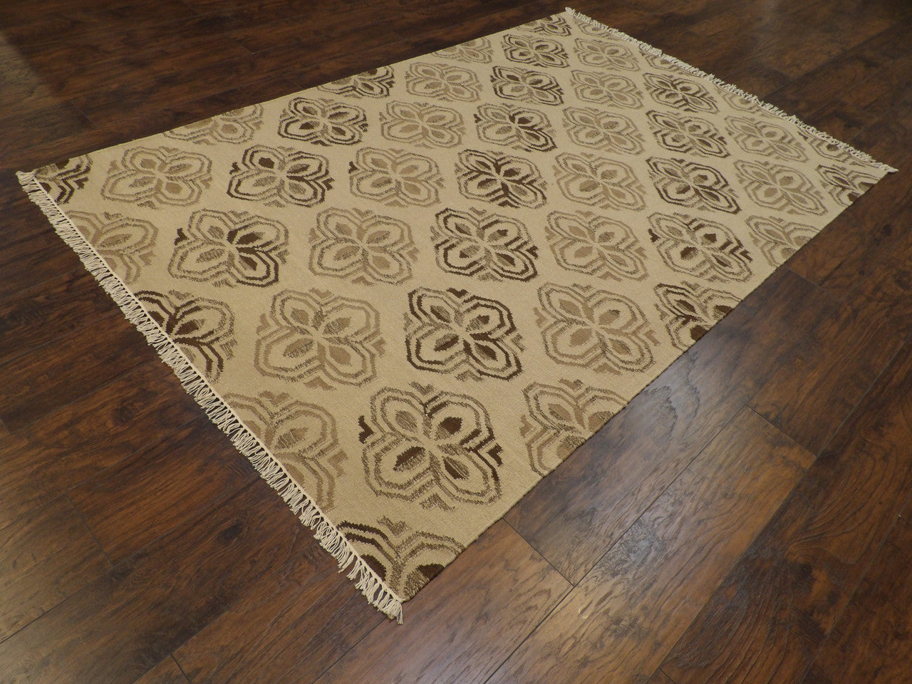 Full view of coastal beach rug
