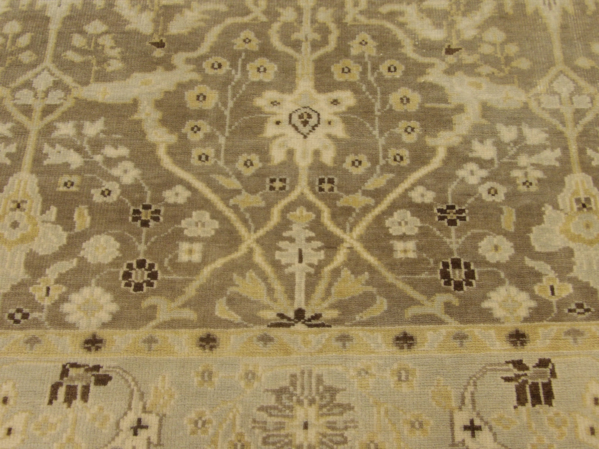 Oushak rug border detail
