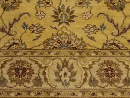Fine Persian Kashan Tie Dye rug border detail