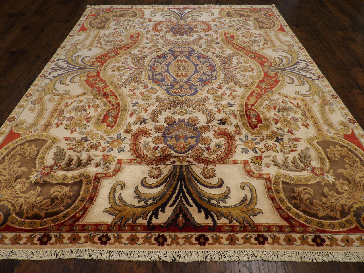 Close-up of silk pile, Beige & Red rug