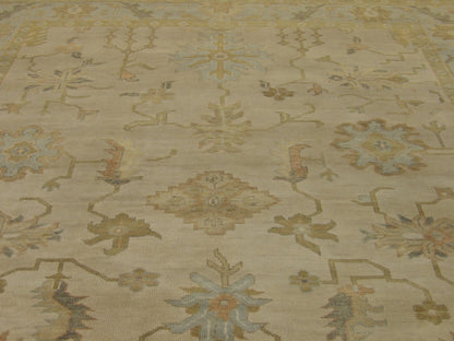 Anatolian Oushak wool texture close-up