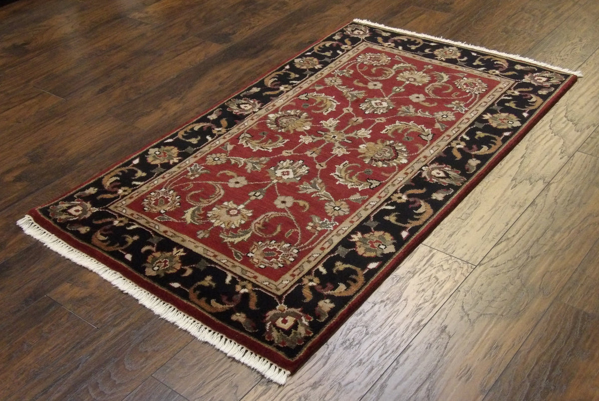 Kashan Jaipur rug border detail