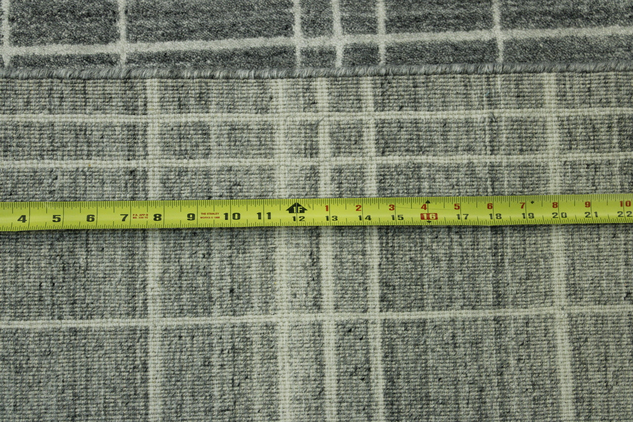 Close-up of wool pile, Gray & Beige rug
