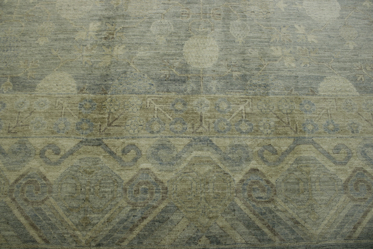Oushak Chobi hand-knotted wool rug in Gray & Beige, full view