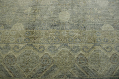 Oushak Chobi hand-knotted wool rug in Gray & Beige, full view