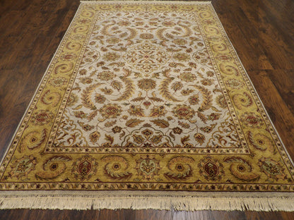 Close-up of wool pile, Blue & Gold rug