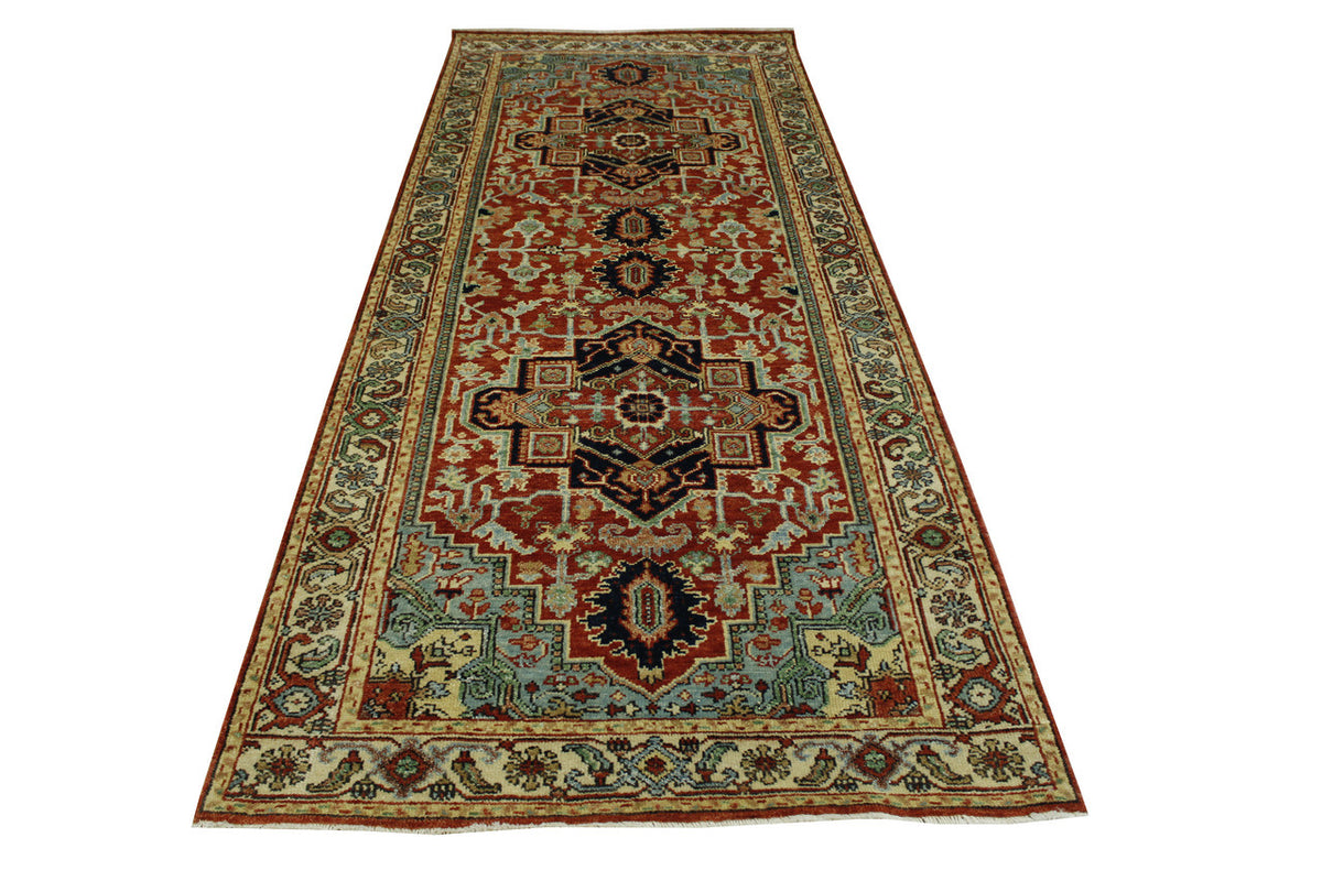 Tribal Heriz rug border detail