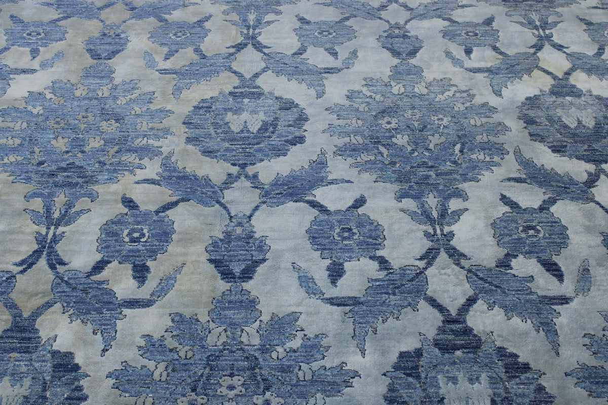 Back of Transitional Silky Ikat hand-knotted rug