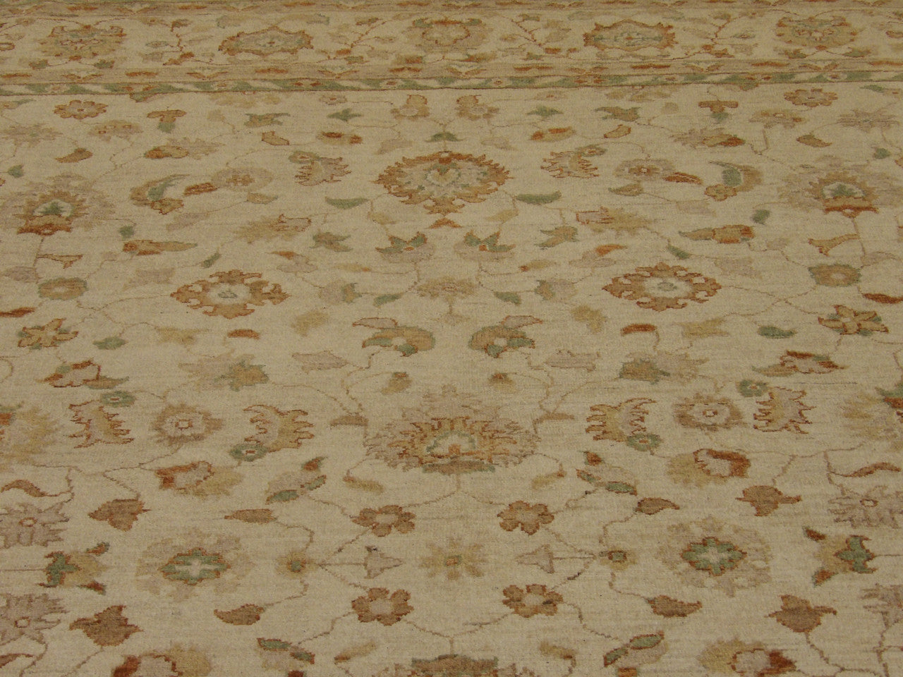 Back of Oushak Chobi Natural Dye Antique Wash hand-knotted rug