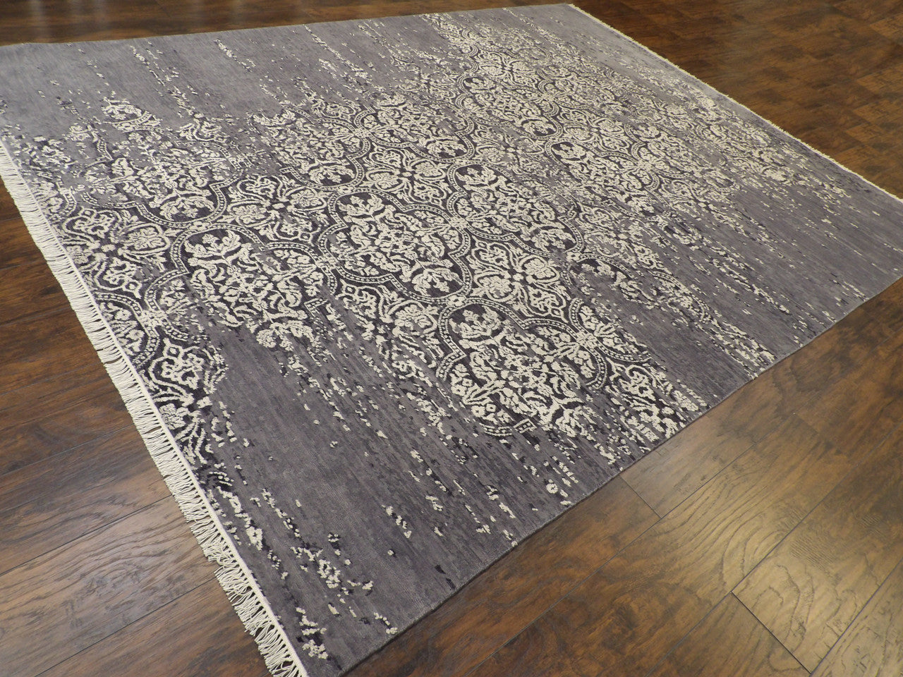 Full view of Modern Oxidized Broken Mosaic Design Carved rug