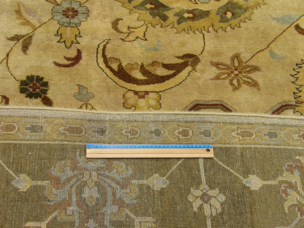 Jaipur Kashan pattern detail