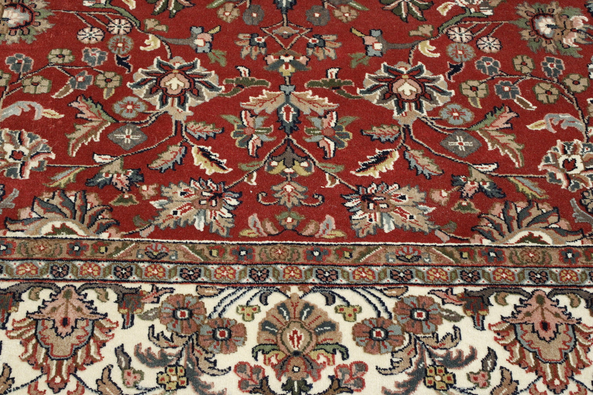 Traditional Mashad Design rug border detail