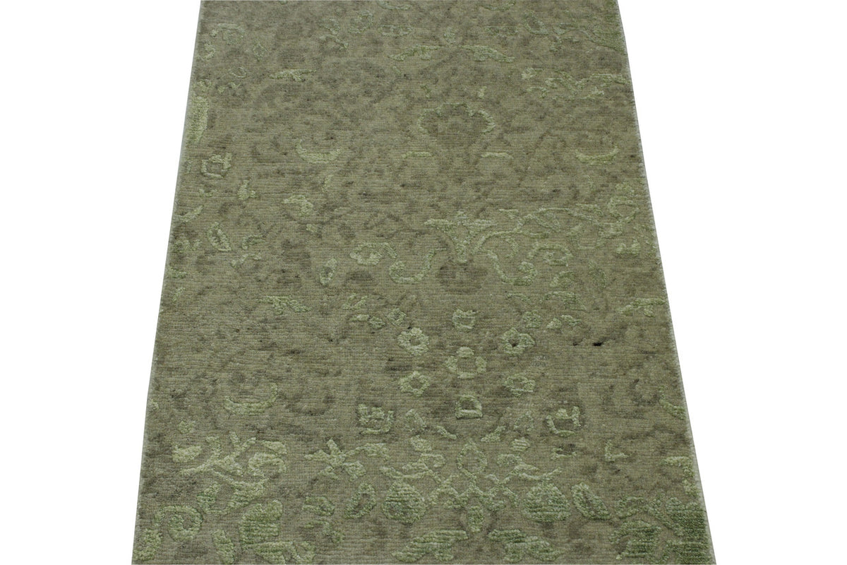 Transitional Abstract Broken Design rug border detail