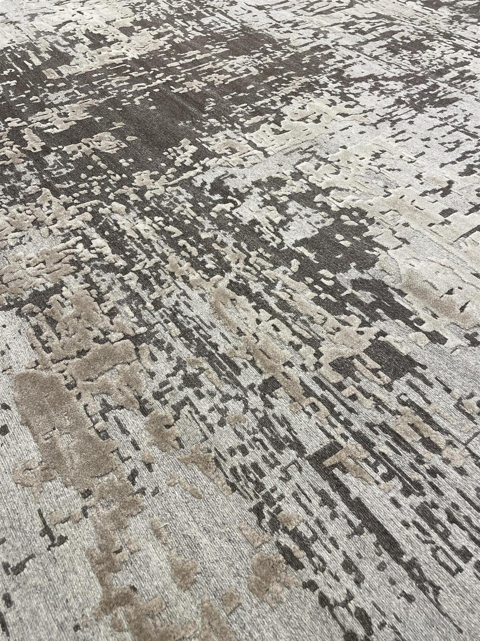 Ivory 9'1" x 11'6" Modern Hand knotted Wool Rug - Sku: ART85412