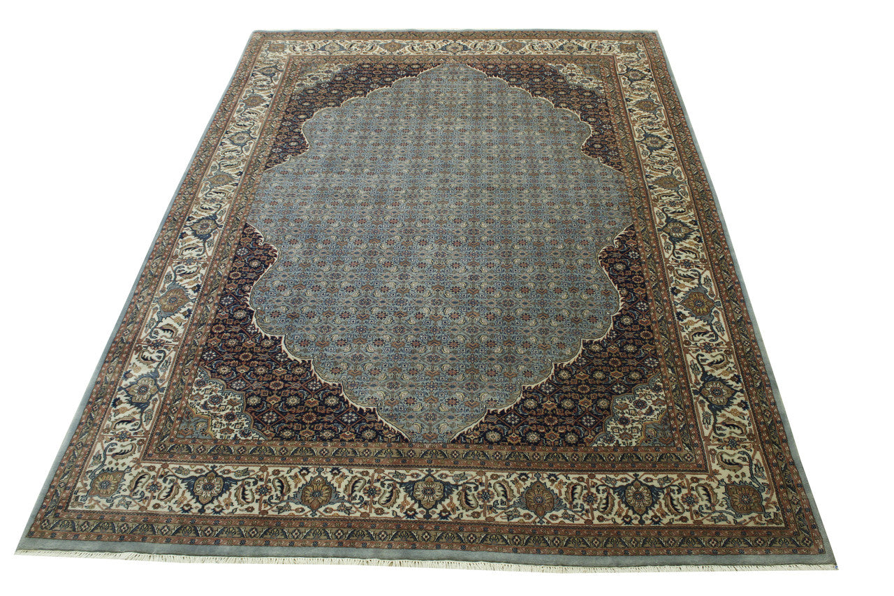 Traditional Fine Mir pattern detail