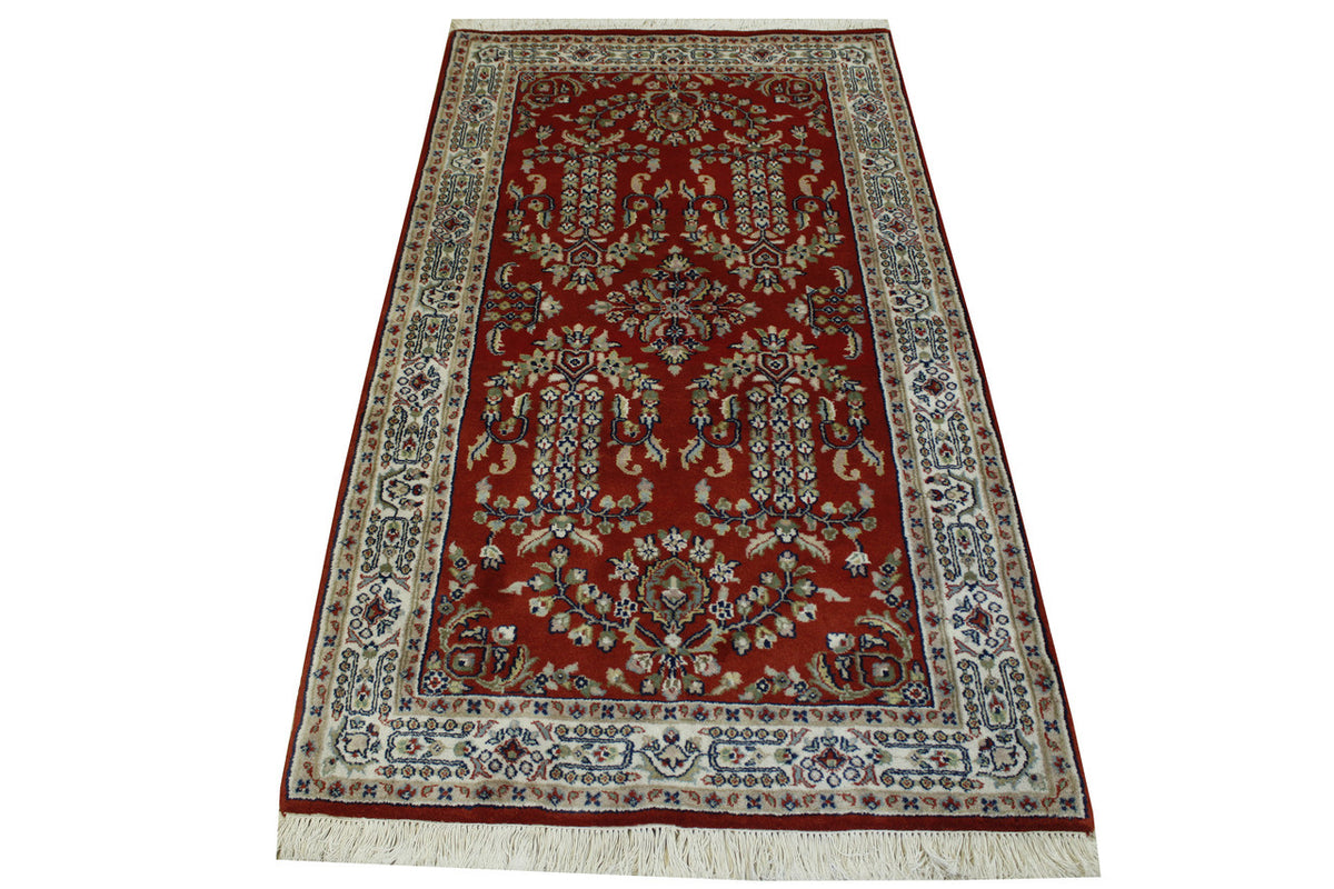 Close-up of wool pile, Beige & Red rug