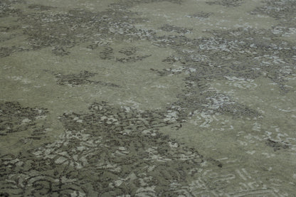Close-up of wool-silk pile, Gray & Silver rug