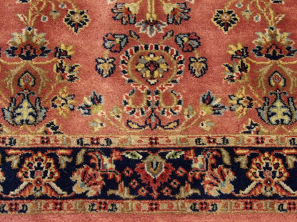 Fine Persian Farahan rug border detail