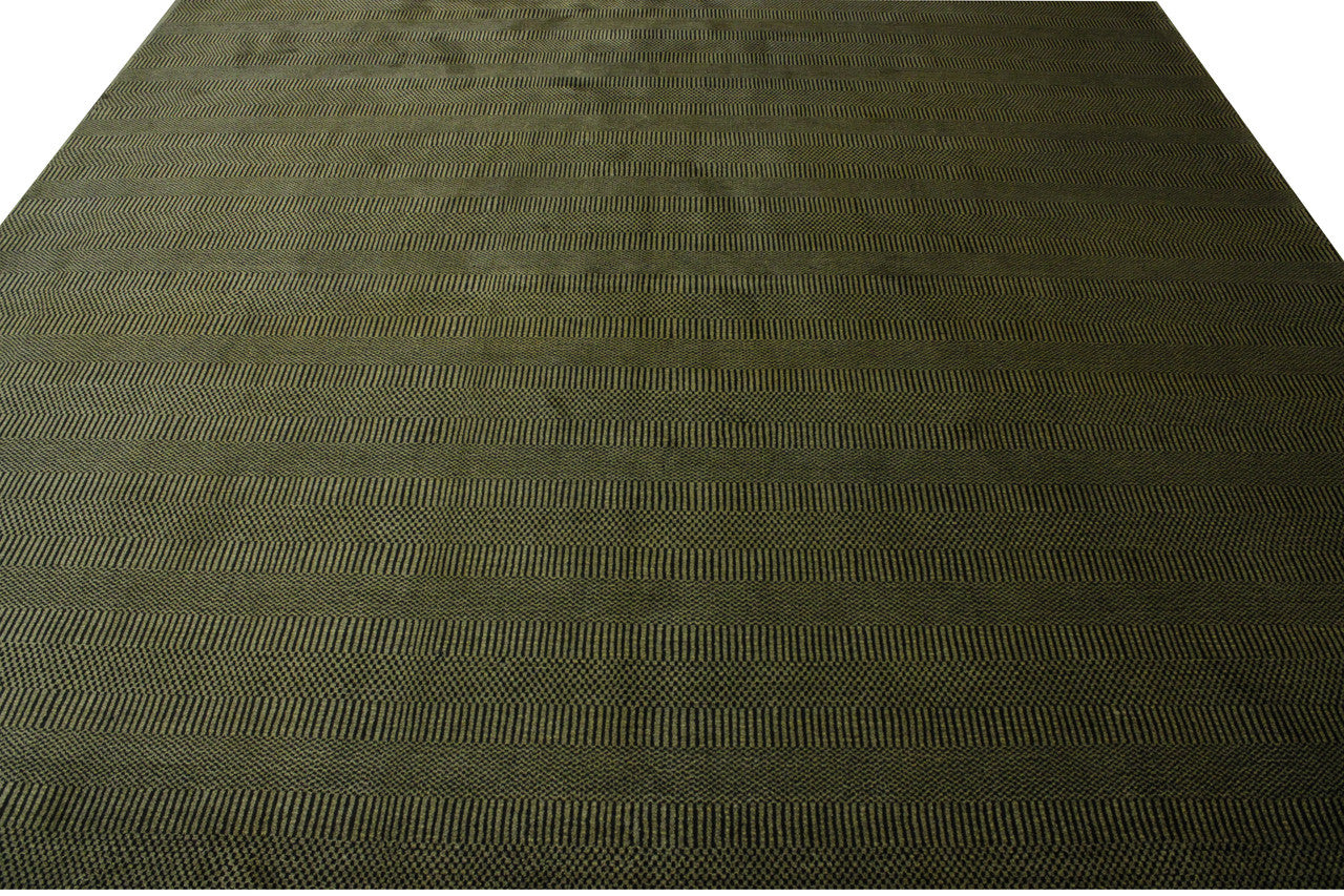 Close-up of wool pile, Brown & Gold rug