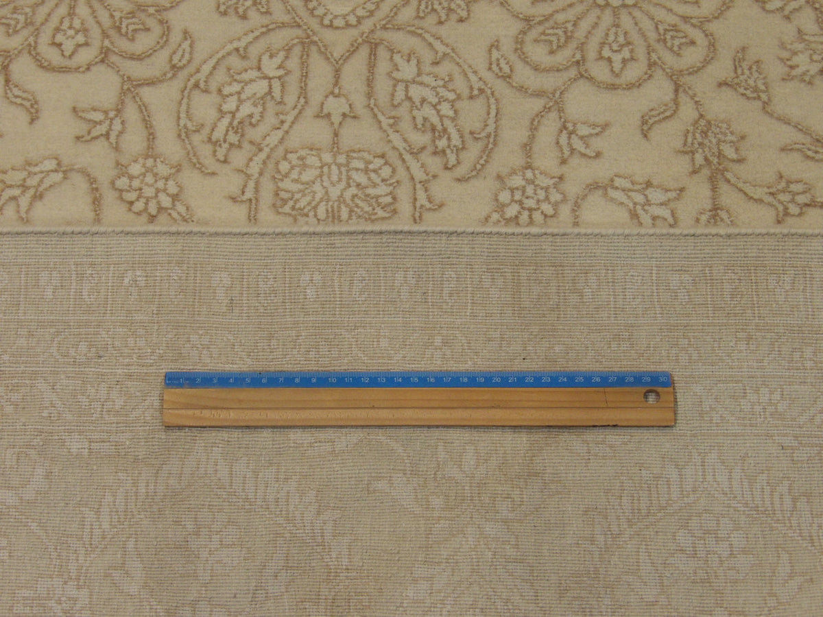 Ivory Fine Persian Farhan rug in room setting
