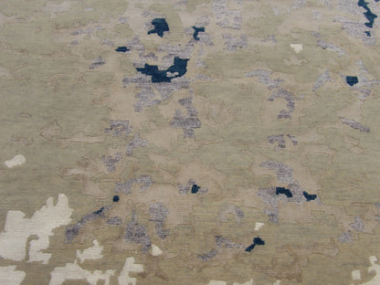 Modern Tibetan Abstract High Low rug border detail
