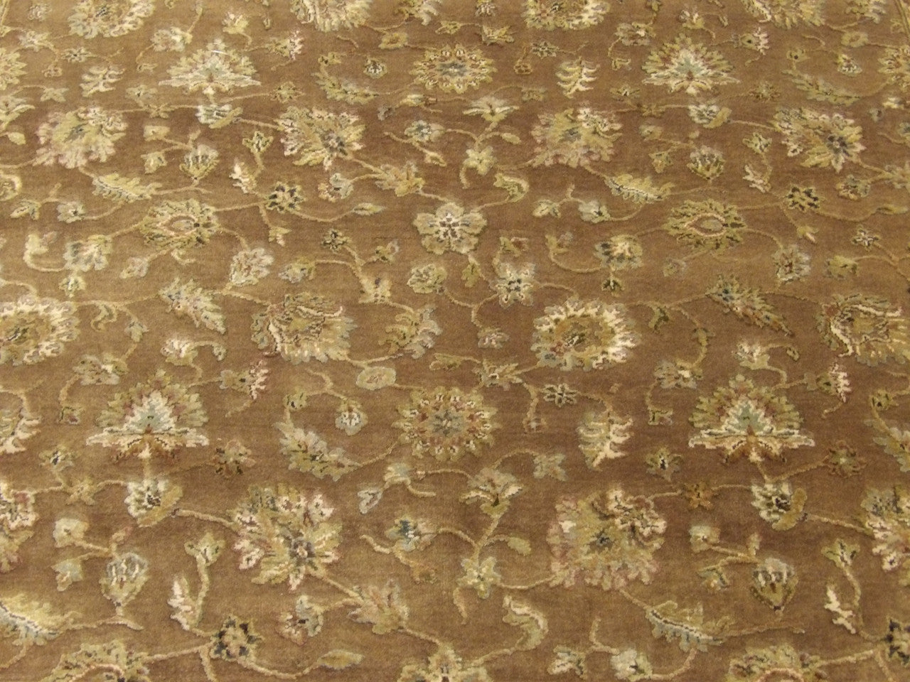 Back of Jaipur Kashan hand-knotted rug
