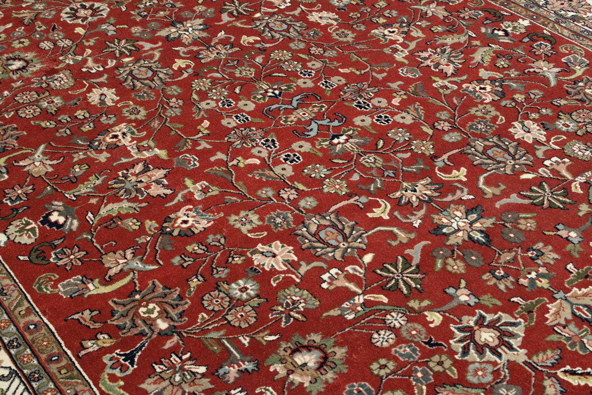 Traditional Mashad Design rug corner detail