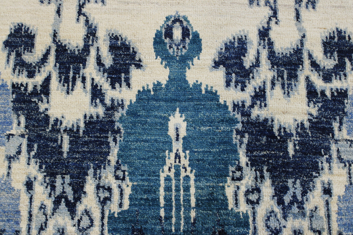 Transitional Moroccan Ikat Design Chobi rug border detail