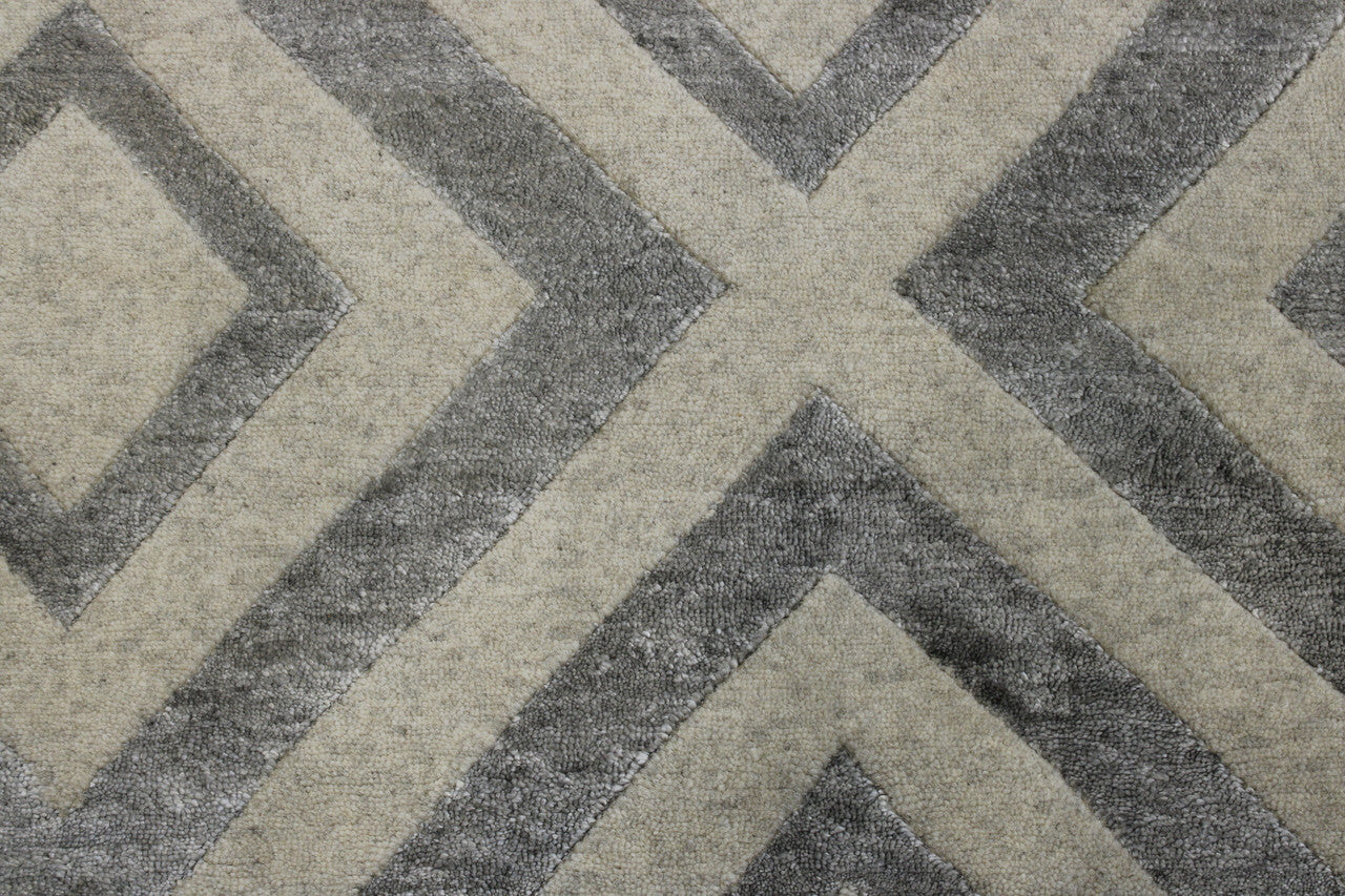 Full view of Modern Diamond Design rug