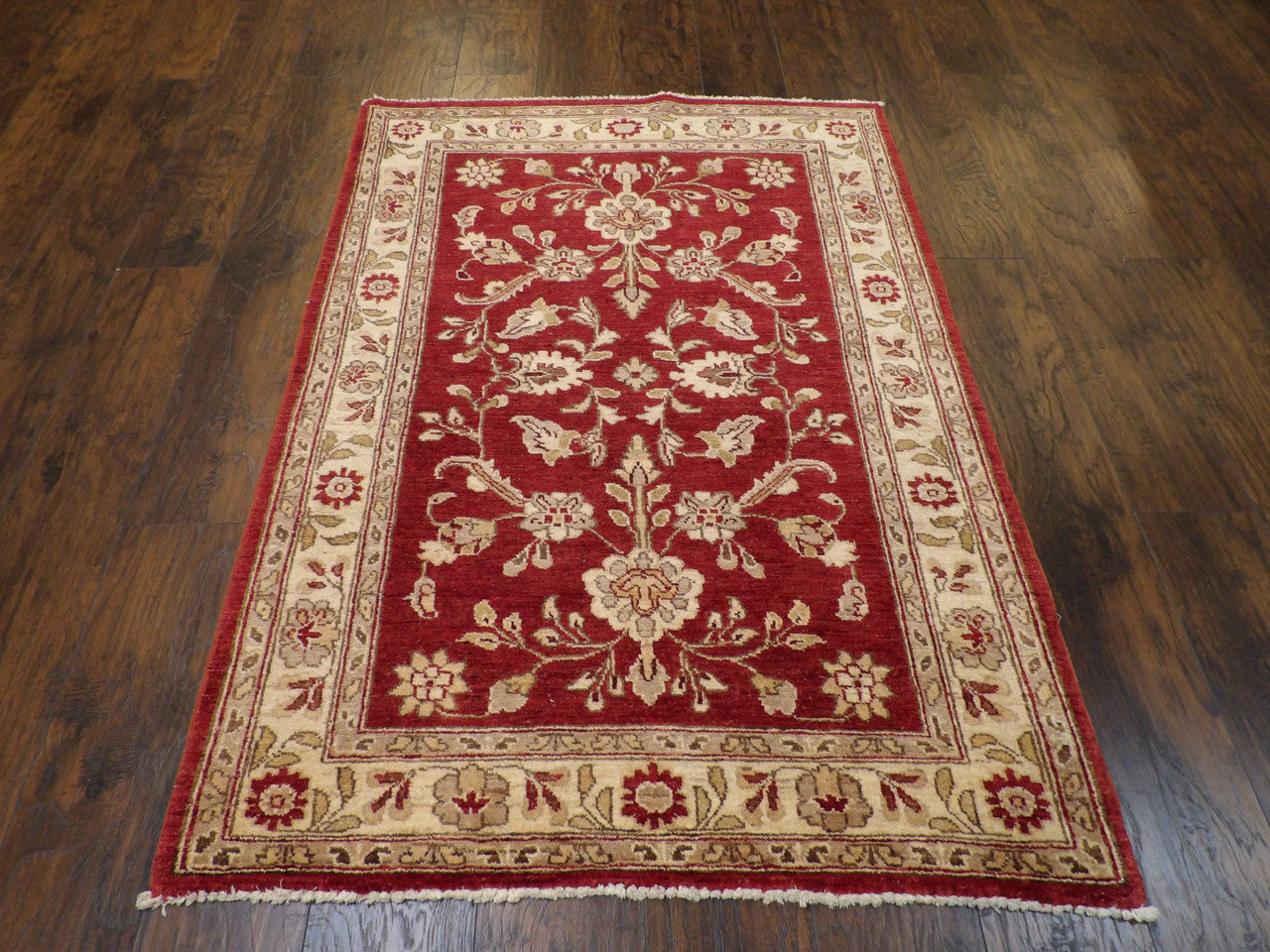 Chobi Oushak rug corner detail