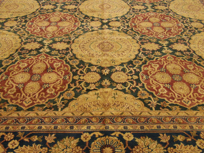 Agra Ziegler rug border detail, green