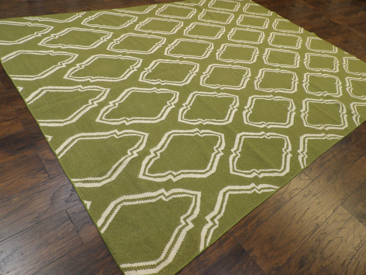 Full view of coastal beach rug