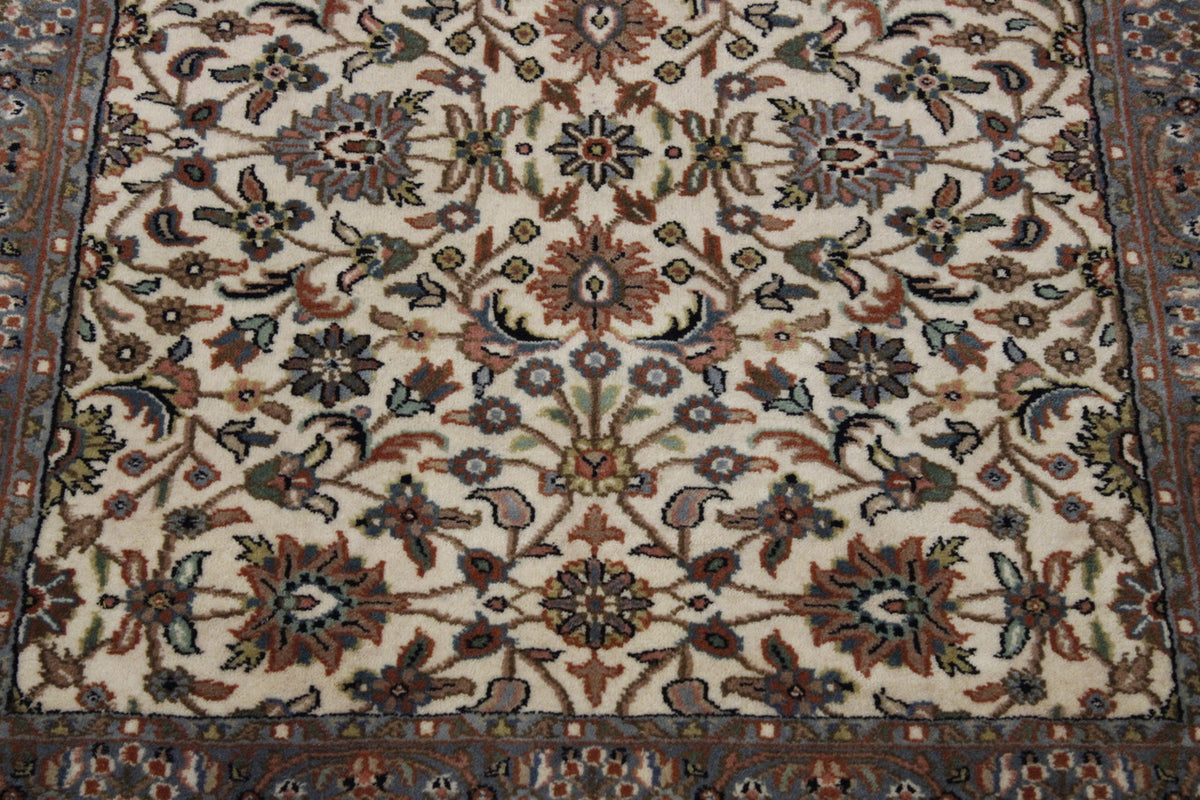 Close-up of wool pile, Beige rug